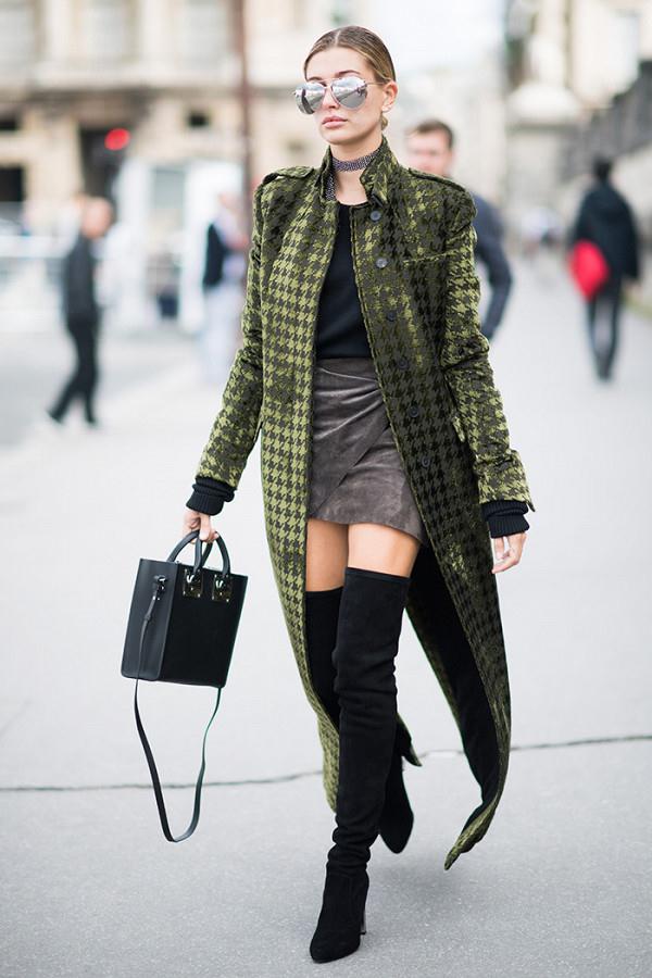Học hỏi cô nàng siêu mẫu Hailey Baldwin 5 phong cách ăn mặc trẻ trung thời thượng cho mùa đông.
