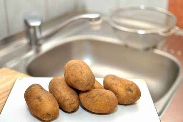 Mọi phần của khoai tây đều có công dụng tuyệt vời, kể cả khi có mầm