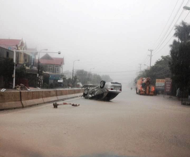 Quảng Bình – Huế: Ngập lụt nghiêm trọng, 16 người thương vong và mất tích