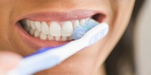 Sự thật rợn người về bàn chải đánh răng