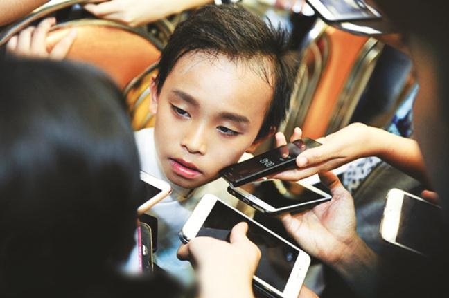 Showbiz Việt đang biến trẻ em thành cỗ máy kiếm tiền