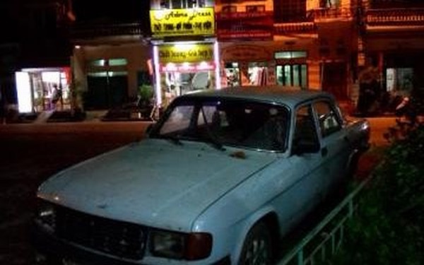 'Sửng sốt' ô tô Nga giá từ… 15 triệu đồng ở Việt Nam