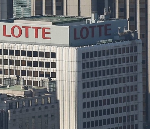 Bê bối chính trị Hàn Quốc: Đột kích trụ sở tập đoàn Lotte, SK