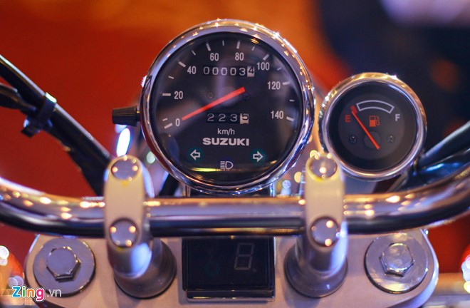 Môtô hoài cổ Suzuki GZ150-A trở lại Việt Nam giá 64 triệu