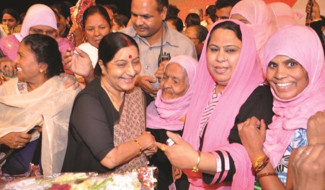 'Nữ Ngoại trưởng Ấn Độ được dân tin yêu