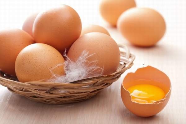 Tác hại của việc ăn nhiều lòng đỏ trứng gà