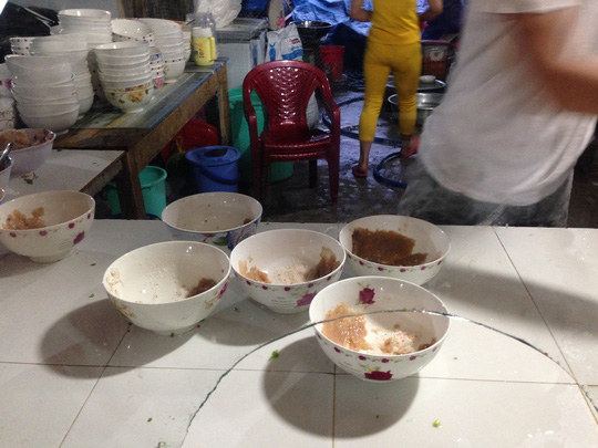 Bún quậy Phú Quốc: Muốn ăn phải lăn vào bếp!