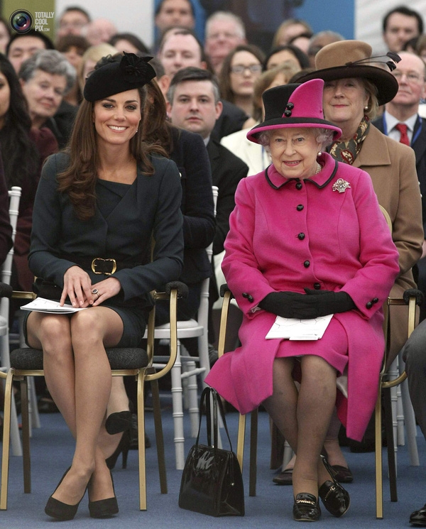 'Công nương Kate Middleton chia sẻ 5 nghi lễ phải luôn ghi nhớ khi về làm dâu Hoàng gia
