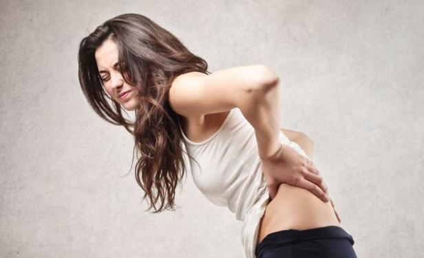 Làm gì khi bạn bị đau lưng kéo dài?