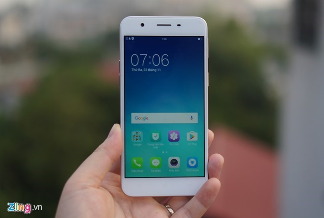 Loạt smartphone giá rẻ cấu hình cao mới về Việt Nam
