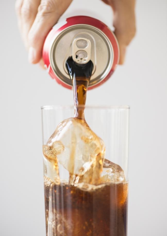 Mỗi ngày 1 lon soda - thói quen khiến chúng ta tiến dần tới bệnh ung thư