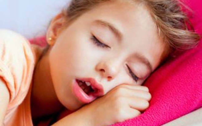 Sai lầm nghiêm trọng khiến trẻ viêm mũi, viêm họng quanh năm nhưng nhiều cha mẹ không để ý