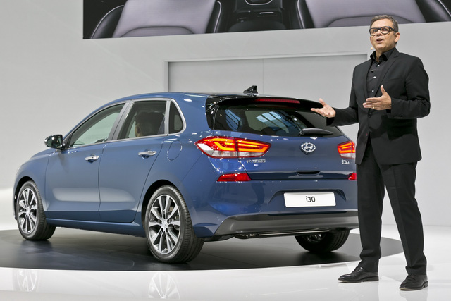 Xe gia đình đúng nghĩa Hyundai i30 thế hệ mới đi vào sản xuất