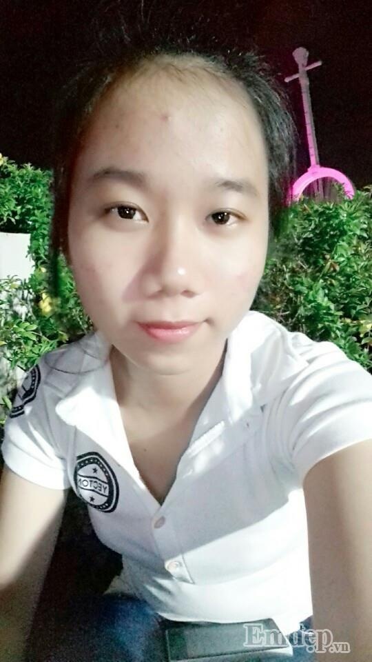 THÔNG TIN NHÂN VẬT  Họ tên: Nguyễn Thị Tuyến  Năm sinh: 1996  Sinh viên trường Đại học Bạc Liêu  Sinh sống và học tập tại Tỉnh Bạc Liêu