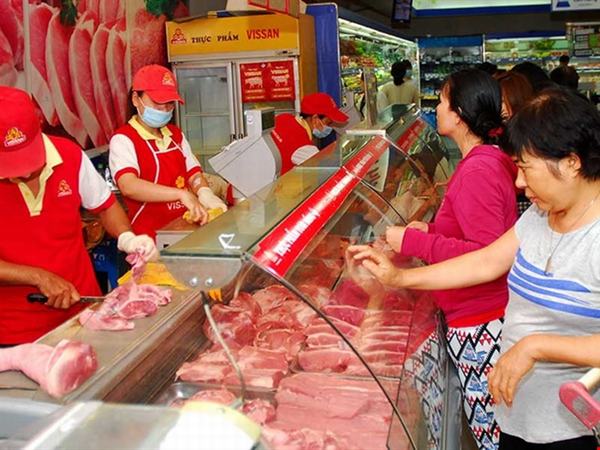 Heo bơm nước độc hại ồ ạt về chợ Sài Gòn sát Tết
