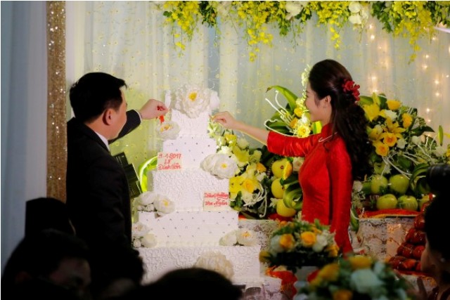 Loạt quà cưới 'khủng' chồng đại gia tặng Hoa hậu Thu Ngân