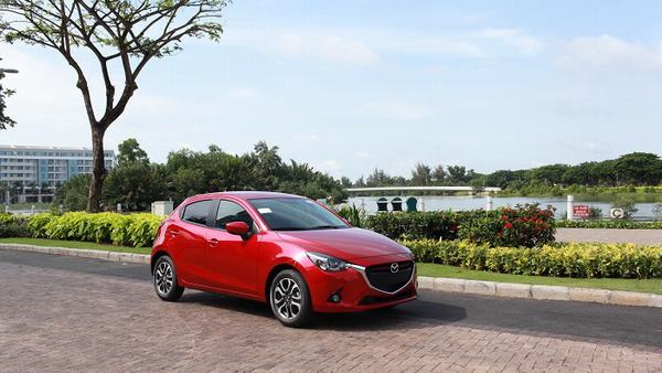 Mẫu xe rẻ nhất của Mazda tại Việt Nam có gì?