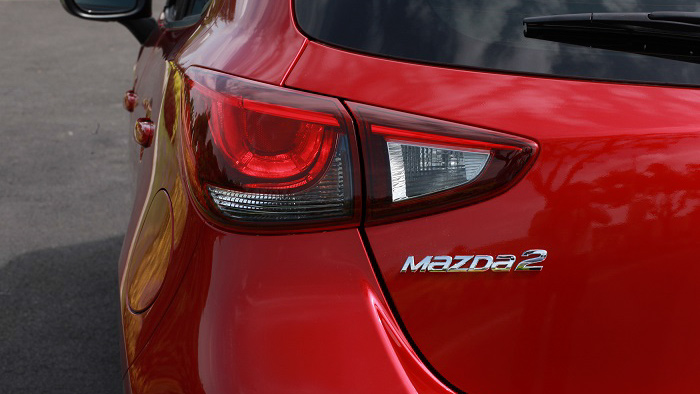 Mẫu xe rẻ nhất của Mazda tại Việt Nam có gì?