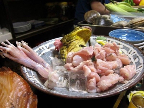 Nổi da gà trước 8 món đặc sản kinh dị chỉ có ở Nhật Bản