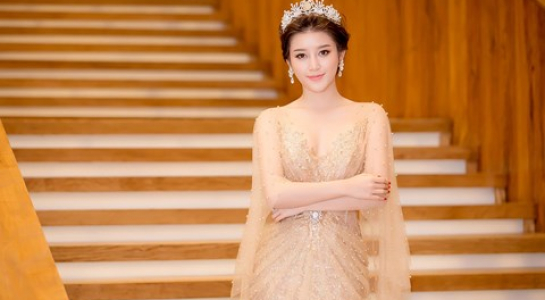 Á hậu Huyền My nói gì trước tin giành giật cơ hội thi Miss Grand International 2017 từ thí sinh khác?