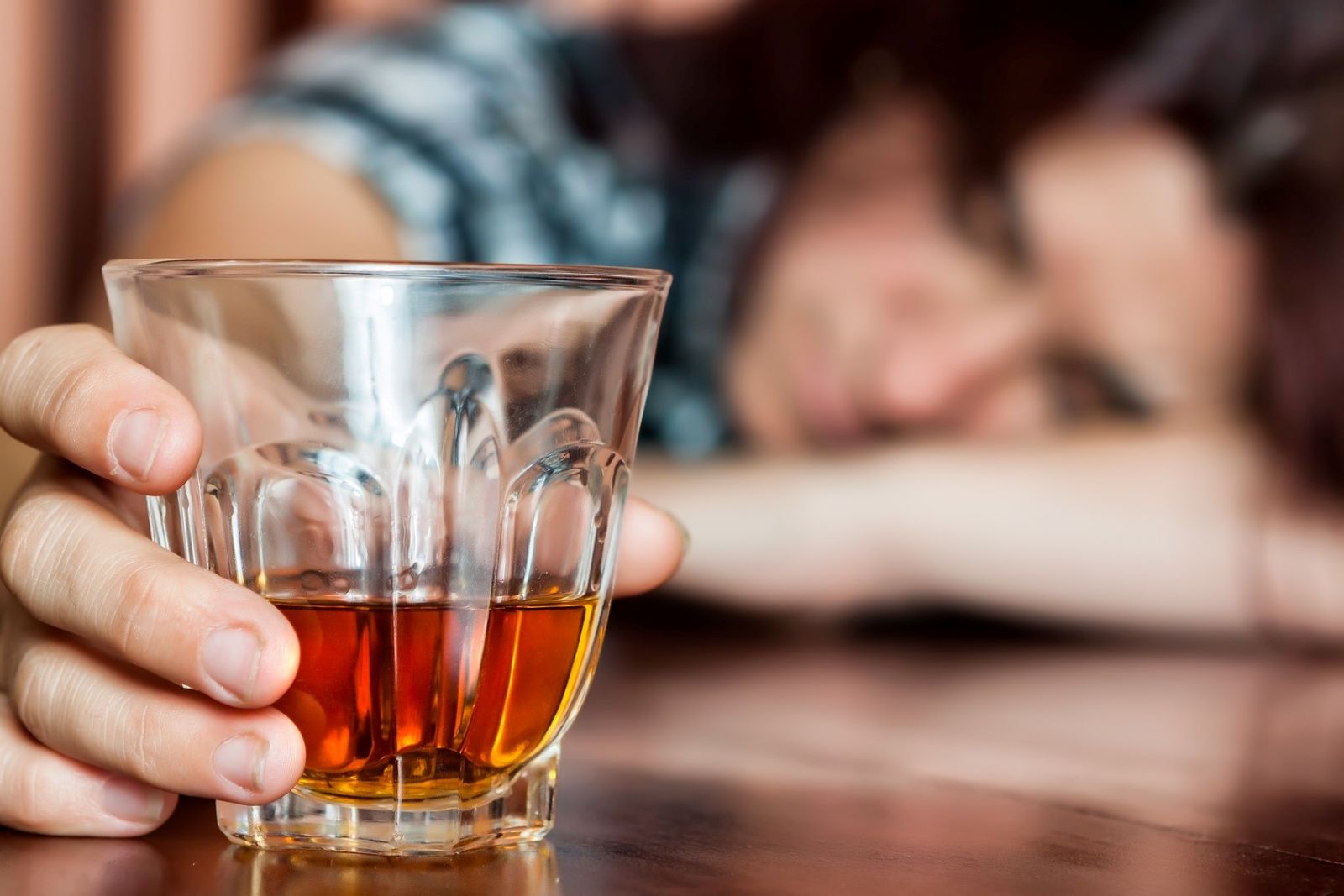 Bộ Y tế tiếp tục cảnh báo, cần đề phòng ngộ độc rượu
