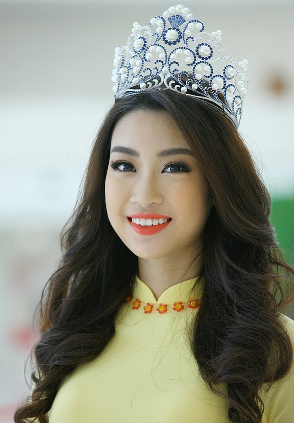 Hoa hậu Mỹ Linh lần đầu hé lộ điều khó tin ngay sau khi đăng quang