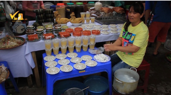 Tết Hàn thực: Bán hết cả tạ bột nếp, lãi tiền triệu một ngày
