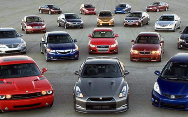 'Tháng 3, giá ô tô con nhập khẩu giảm gần 100 triệu đồng/xe