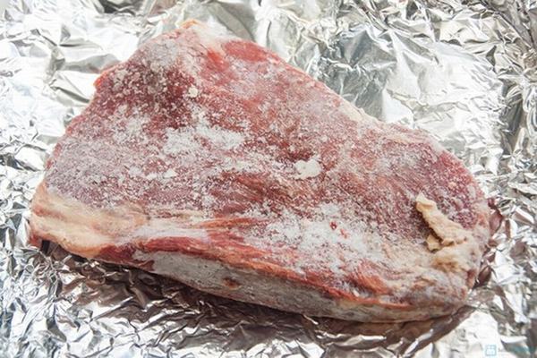 Bảo quản thịt trong tủ lạnh tới thời điểm này là phải vứt đi, đừng tiếc kẻo rước ung thư vào nhà