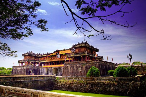 Cập nhật 10 địa điểm du lịch tuyệt nhất trong dịp lễ 30/4-1/5 tại Miền Trung