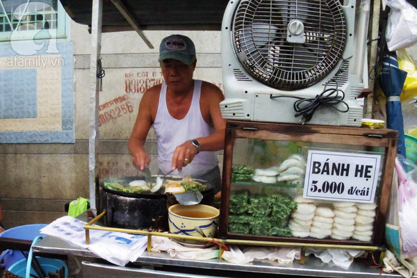Chẳng cần thịt thà, 6 món ăn vặt này vẫn ghi điểm tuyệt đối trong lòng người Sài Gòn