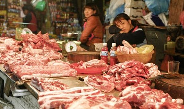 ​Nghịch lý giá lợn: Ai đang móc túi người tiêu dùng?