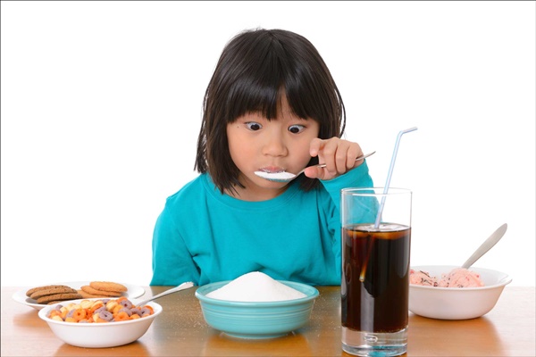 Ngộ nhận sai lầm từ những đồ bổ béo mà cha mẹ cho con ăn hàng ngày khiến trẻ dậy thì sớm