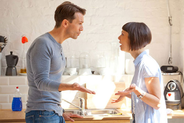 Những điều phụ nữ không nên làm khi cãi nhau với chồng