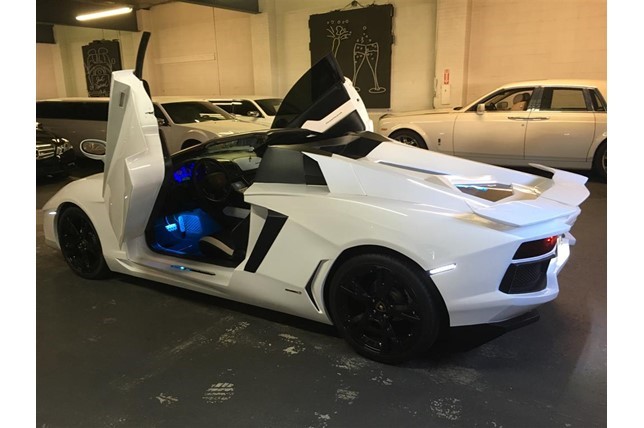 'Siêu xe Lamborghini Aventador 'nhái' giá 55.000 USD