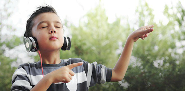 'Để bảo vệ đôi tai của bạn, hãy làm ngay 5 điều này khi nghe nhạc trên smartphone