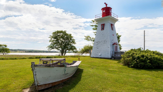 'Khám phá vẻ đẹp tiềm ẩn của tỉnh đảo nhỏ nhất Canada