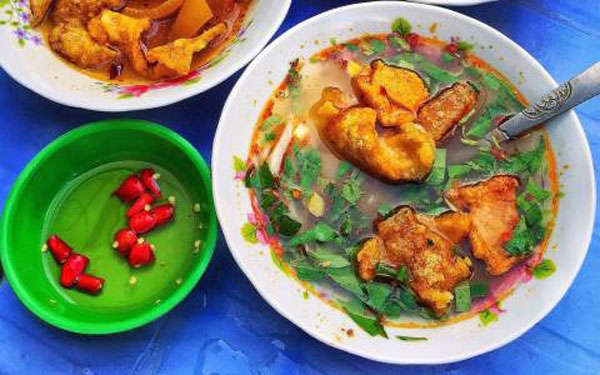 Những quán ăn trong hẻm nhưng nhiều thực khách lùng sục ở Đà Nẵng