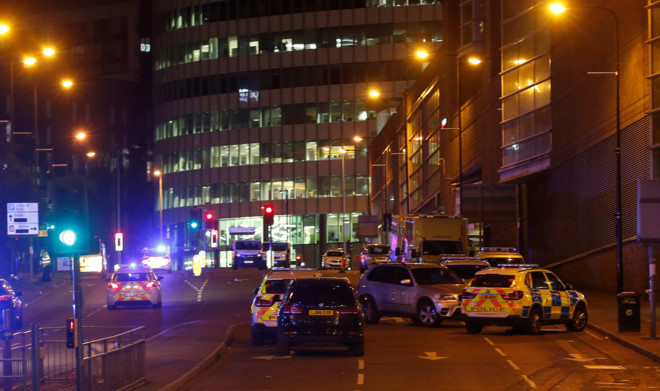 'Nổ lớn ở sân vận động Manchester, 19 người chết
