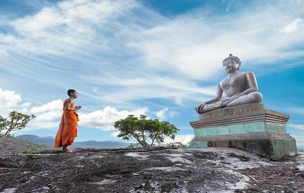 10 lời Đức Phật chỉ rõ hướng đi của cuộc đời, dù nghèo hay sang cũng nên đọc để thấu hiểu