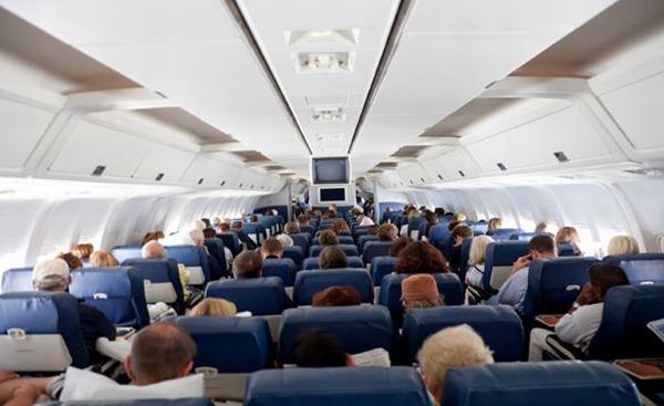 7 nguy cơ đáng sợ có thể gây tử vong khi đi máy bay
