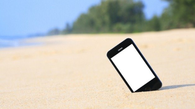 8 cách để smartphone không bị nóng trong mùa hè