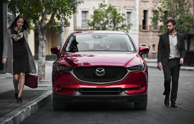 'Mazda giảm giá kịch sàn, Honda, Nissan không ngừng khuyến mãi