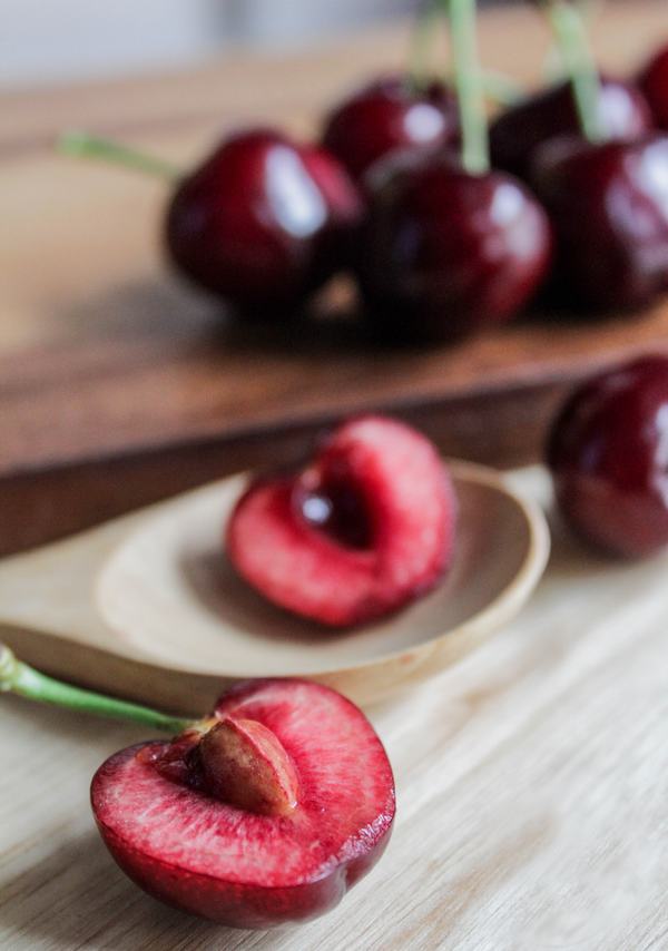 11 loại trái dù ngon đến mấy cũng không nên ăn hạt vì sẽ cực nguy hiểm