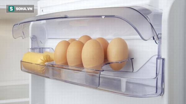Để trứng, rau, đồ ăn thừa trong tủ lạnh: Nhiều người mắc sai lầm mà không biết