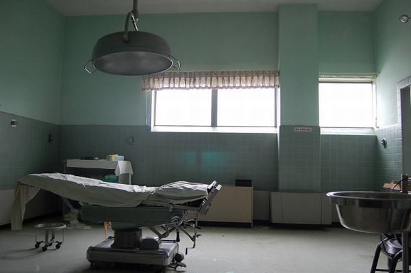 Những bệnh viện ma ám đáng sợ: 50 bệnh nhân cùng tầng 4 tử vong