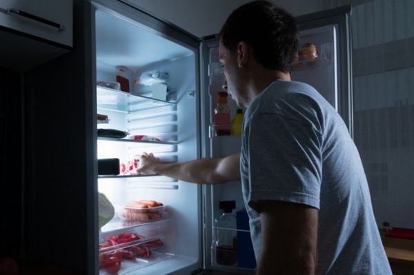 Thói quen biến tủ lạnh thành ổ vi khuẩn gây bệnh nguy hiểm