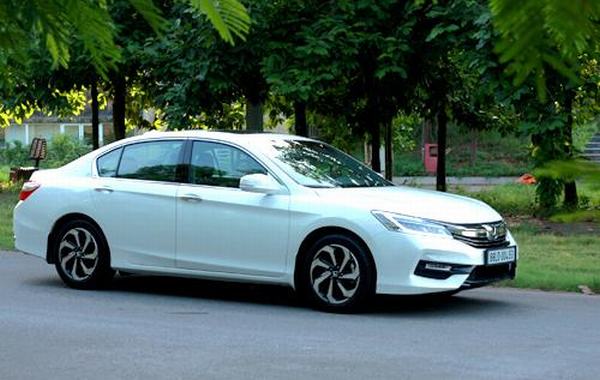 Ôtô Honda giảm giá gần 200 triệu tại Việt Nam