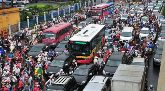 TP.HCM sẽ cấm xe tải chạy ban ngày nhằm chống ùn tắc
