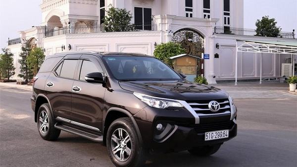 Chiếc xe 'hot' nhất thị trường Việt bất ngờ giảm giá, có nên mua?